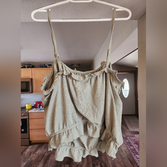 Torrid Crop Top with Removable Straps - Picture 3 of 3